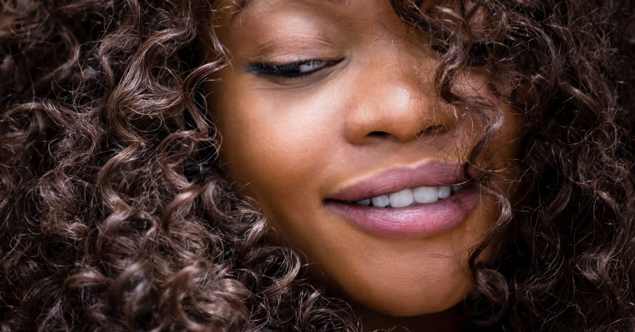 Cabelo Curto Cacheado Com Luzes